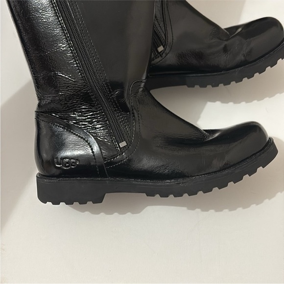 Ugg Girls Amilia Black Patent Leather Zip-Up Boots Size 4 - Picture 8 of 10
